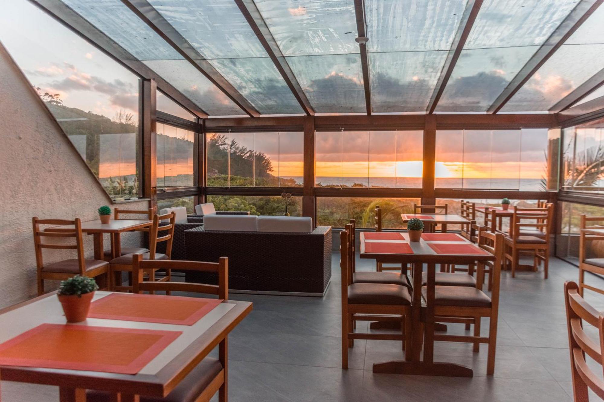 Ferrujao Pousada E Restaurante กาโรปาบา ภายนอก รูปภาพ