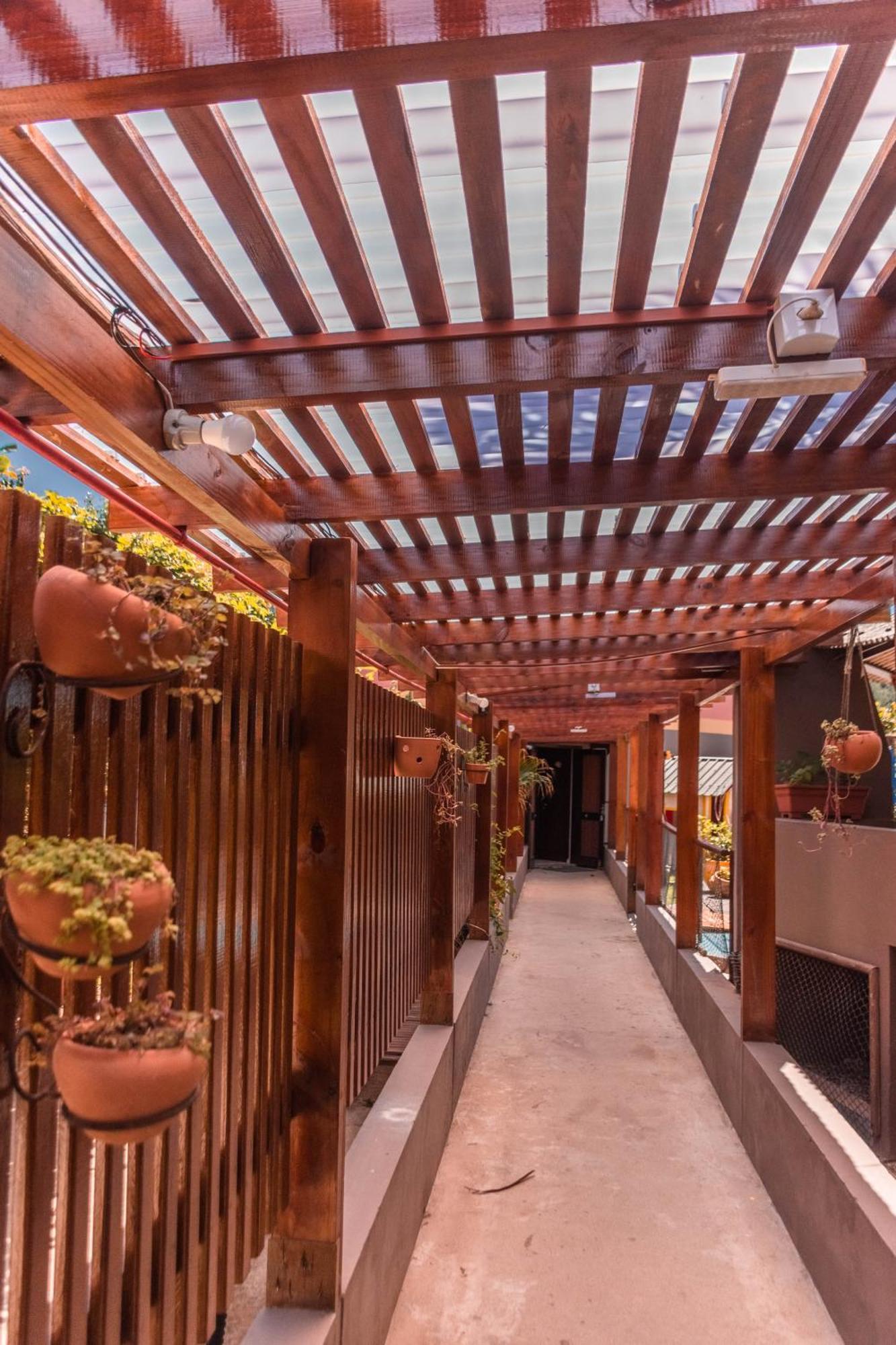 Ferrujao Pousada E Restaurante กาโรปาบา ภายนอก รูปภาพ